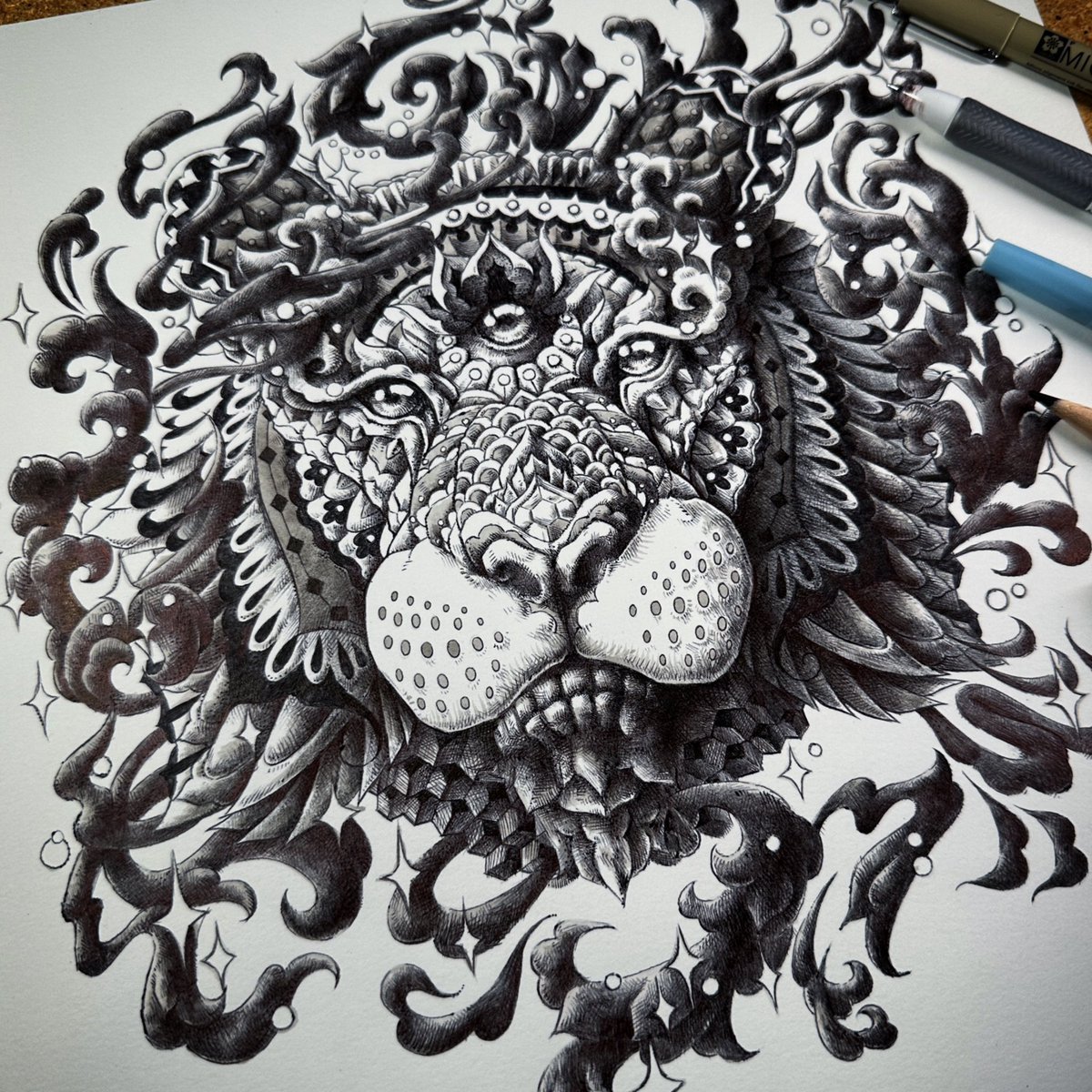 “3rd Eye Tiger” private commission. Took roughly 40 hours to complete, from initial sketch to final rendering. 🐯 👁️