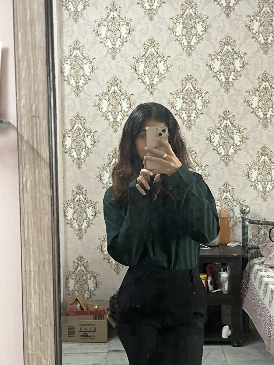 archxta's tweet photo. work fits from july https://t.co/tmJoGNsY7C