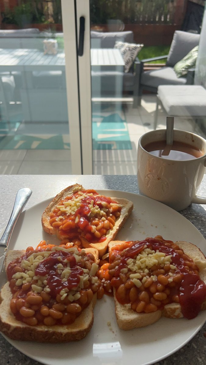 gavtopley's tweet image. Abuse from @JoshuaSoane re my lunch. @Warburtons @HeinzUK @CathedralCity @YorkshireTea ‘Gopping Scran’ he says😕Back me up please?😍 

Josh will stick a tenner on justgiving.com/fundraising/ch… for each of you who calls out his poor judgement 😏

#Beans #Tigerbread #ketchup #cheese #tea