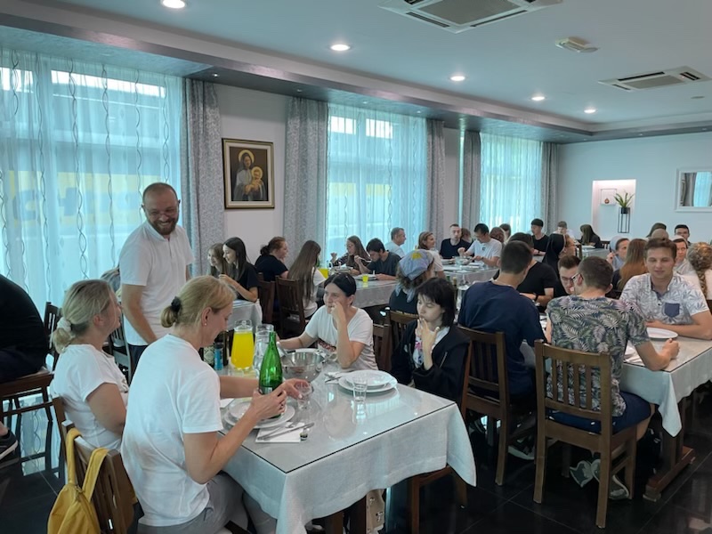 pallotyni's tweet photo. Młodzież z pallotyńskich parafii i wspólnot oraz klerycy z WSD w Ołtarzewie wezmą udział w 34. Spotkaniu Młodych w Medjugorie. https://t.co/I92l8HTY1t