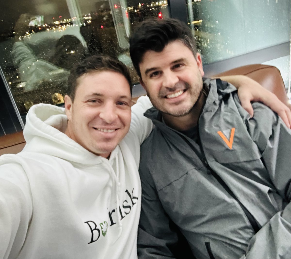 budrisk_ins's tweet photo. Thankful for the moments shared with wonderful friends and  Budrisk customers!  

#GoodTimes #Grateful #CustomerAppreciation #BuildingRelationships #businessowner https://t.co/Pqh4bY4RDp