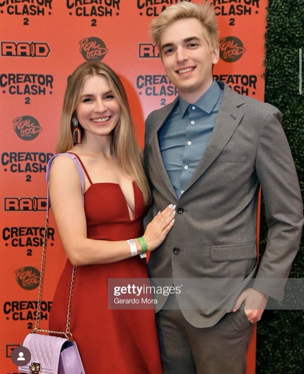 garbage_satanic's tweet photo. They’re literally Barbie and Ken! You literally cannot convince me otherwise!! https://t.co/PDCy4teKFq