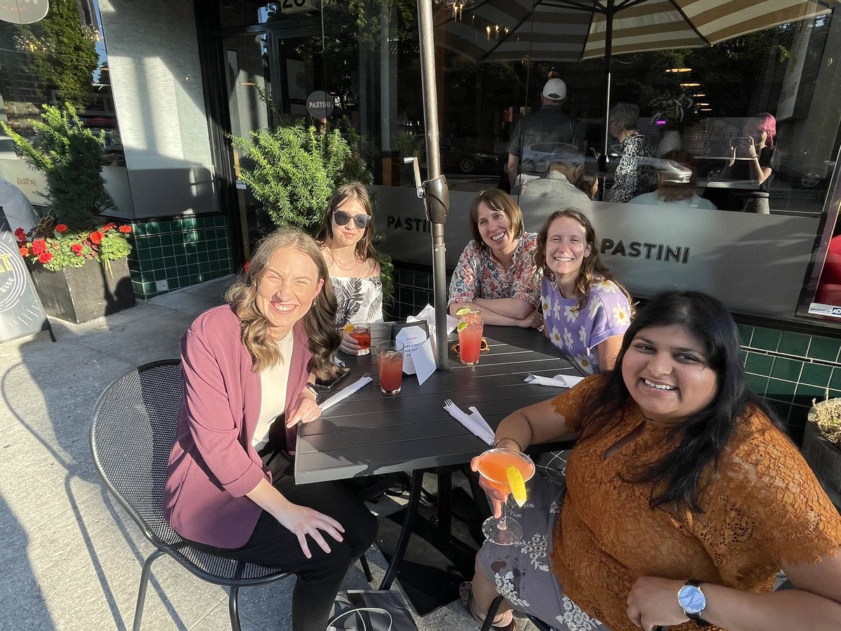 AnnaJirik's tweet photo. I’m late to posting this but I had a great time in Portland at the 2023 Animal Behavior Society Conference! I met a lot of awesome scientists and had so many fun, thought-provoking conversations. I hope to attend again! @AnimBehSociety #ABS2023 https://t.co/zPPZTrieGq