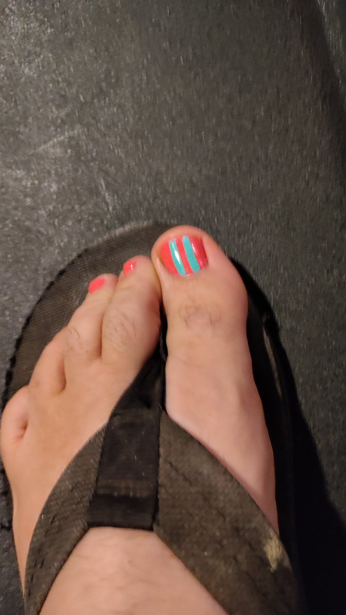 meathart's tweet photo. @LinusTech @EmilyAYoung1 @linusgsebastian @TheRikeys @james_strieb Lambo Toes for @LTXexpo digital hope to make it in person next year https://t.co/piekwqA4Sl