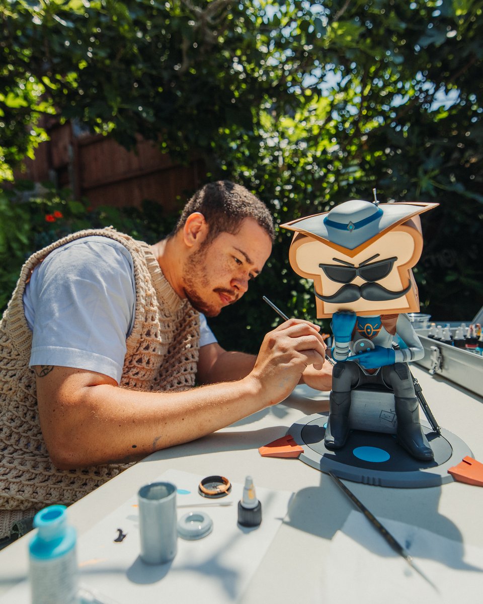 VALORANT's tweet photo. Presenting Catalyst - A VALORANT project that takes future inspirations and interprets them into modern pieces of culture. We’ve teamed up with the influence of @DisguisedToast and the artistry of Moya Garrison Msingwana to create a one of a kind moment that captures the next evolution to our game.