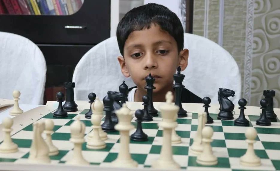 fide: India's 5-year old Tejas Tiwari is world's youngest player with FIDE  rating - The Economic Times