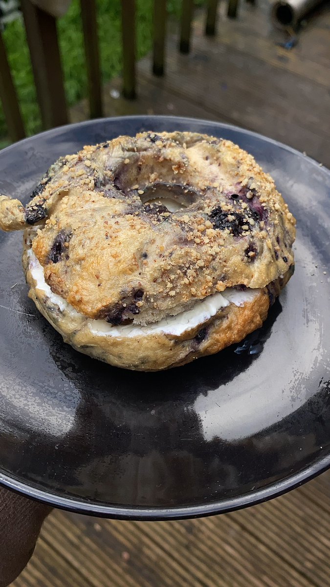 juliazgomula's tweet photo. First time making bagels and I must say I’m pretty proud of myself https://t.co/dCX195o1u3