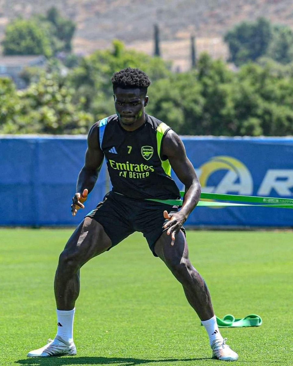FoggingStandrds's tweet photo. 🚨 LET’S GAIN FOLLOWERS 

Dear Gunners, let's expand our reach by following each other.Drop your handles and follow everyone that likes it.

Follow and get followed back✅

🔴 RETWEET ⚪ RETWEET 🔴 https://t.co/rQAx9jfTSE