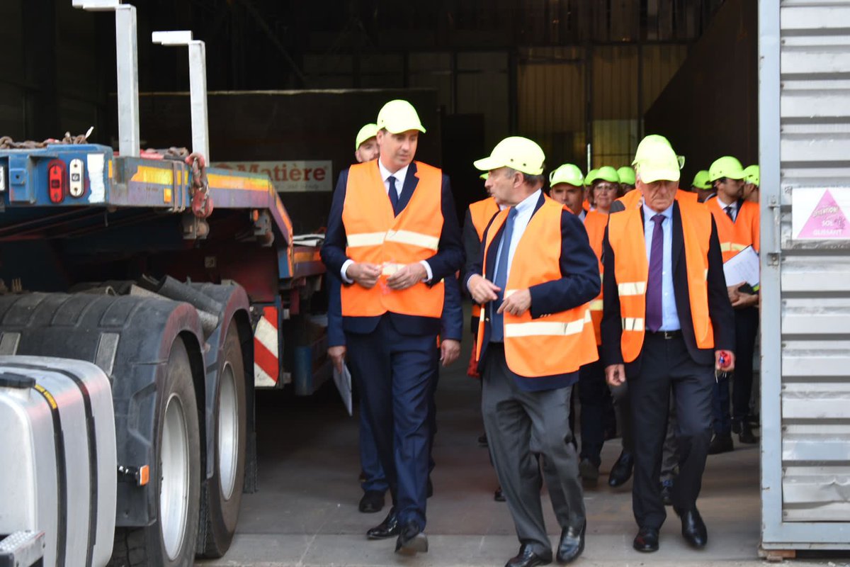 Je suis fier de valoriser aujourd’hui une entreprise française qui contribue à la reconstruction des infrastructures ukrainiennes. 🇺🇦

L’export, c’est aussi mettre l’expertise française au service de nos partenaires.