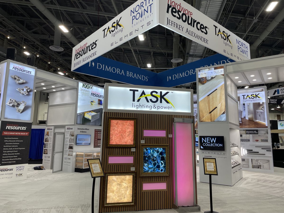 Trade_Group's tweet image. Designing with Hardware Resources is pure delight. Have fun browsing their brands at booth #3935 in Las Vegas! 

#hardwareresources #awfs #AWFSfair2023 #lasvegas
