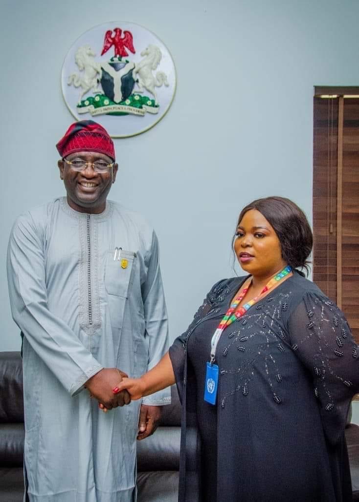 UNDPNigeria's tweet photo. Last week, @UNDP Nigeria Peace-building team met with HE @BarrSamode of @benuestategovt and Benue State Peace Commission to talk about @UNDP's support that culminated in the establishment of the Commission. We look forward to more fruitful engagement with the state. https://t.co/jXYUvk4tBr