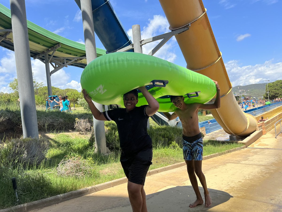 WilsonsCoCurric's tweet photo. Water sports update: some more great pictures from the water park today. https://t.co/5uW1EIo29U