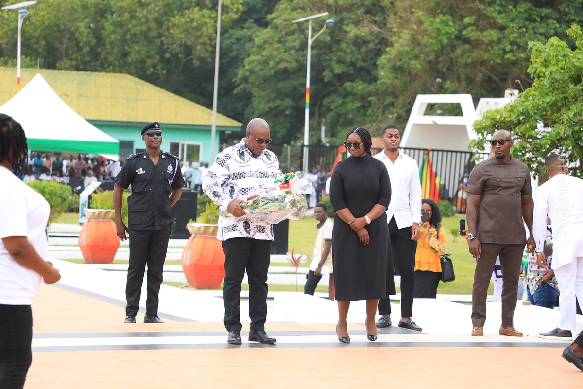 Josephjpeg00's tweet photo. Excerpts from the 11th Anniversary wreath laying for Former President, Prof John Evans Fiifi Atta Mills . In frame: Ex President John Mahama. 24th July 2023 . Photo © Joseph Tawiah Odotei [JTawiahjpeg] 1/3 https://t.co/QyzFIIKqol