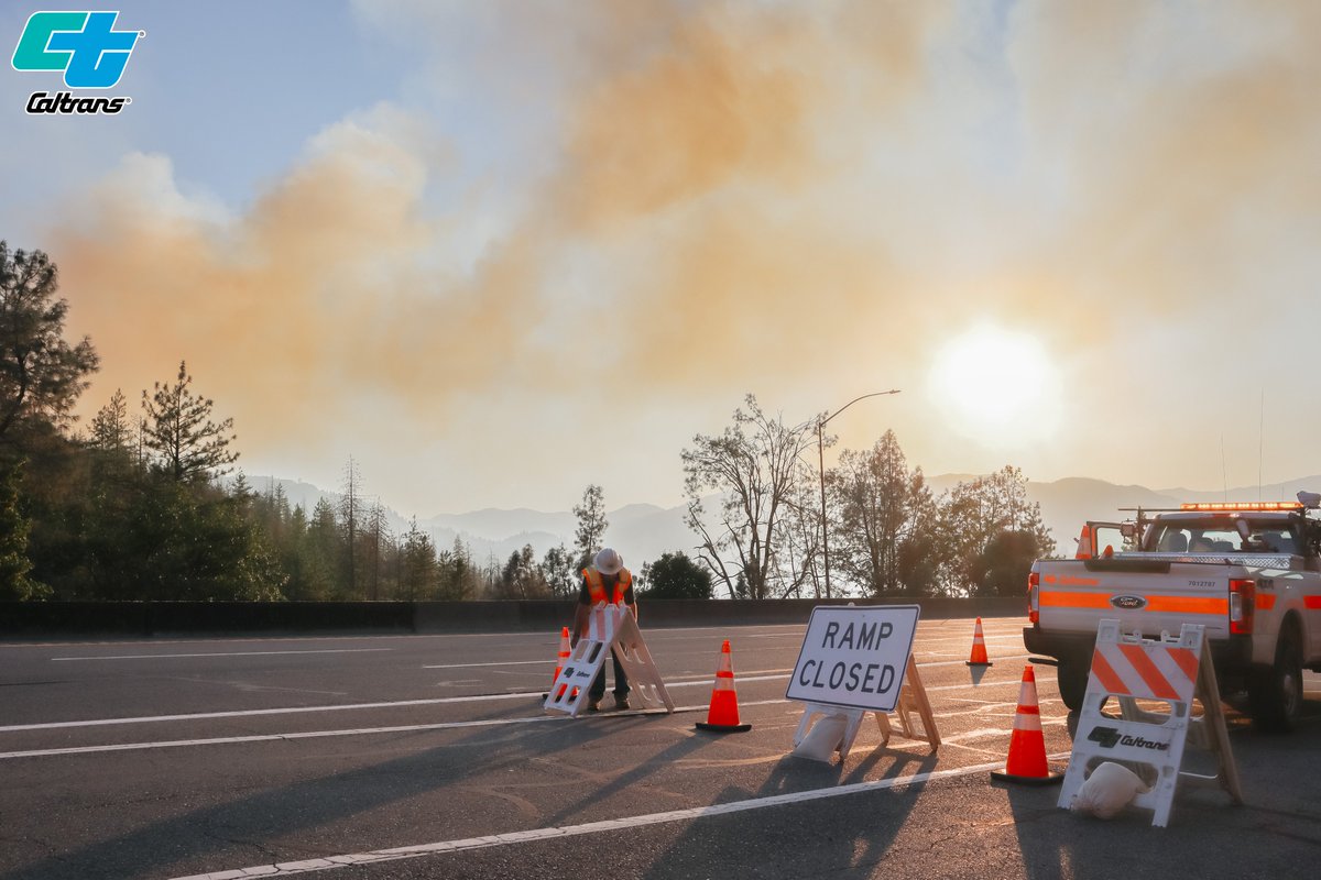 CaltransD2's tweet photo. No matter the situation, our crews are there to help! #WonderFire #WorkingTogether @CaltransHQ https://t.co/iGs6OQuYh6
