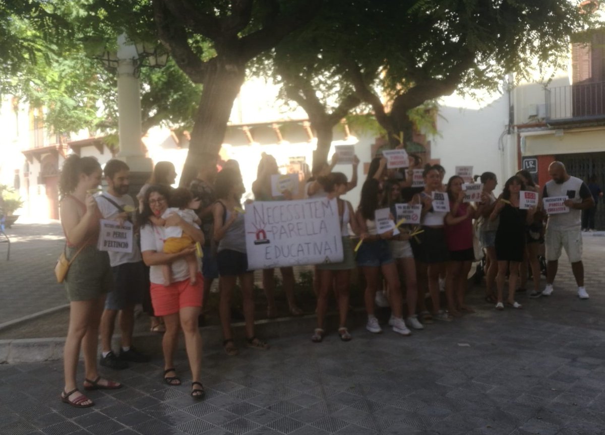 UM9CUPConstruim's tweet image. Parella educativa, sous dignes. Les treballadores de les llars d&apos;infants en lluita!
L&apos;Ajuntament no pot donar l&apos;esquena a les treballadores d&apos;un servei municipal. Per nosaltres la millor solució, municipalització!! #plespribes #spribes