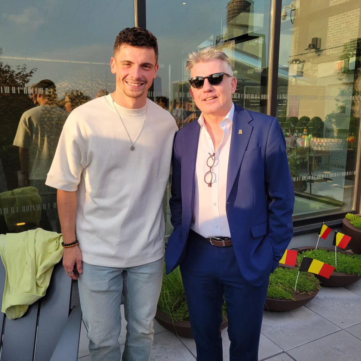 Flanders in the USA tweet media