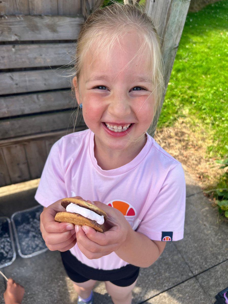 How delicious does this s’more look?! 😋 Just one of the awesome activities available for the 200 young people in attendance at our Holiday Clubs today! #BHYSummer23 #BlackpoolHAF