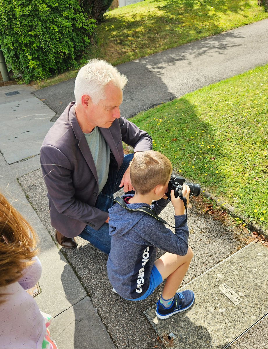 Fantastic #LoveWhereYouLive session today in Biggin Hill - so many budding young photographers have already taken part this week, it's been lovely #Bromley #Photography
