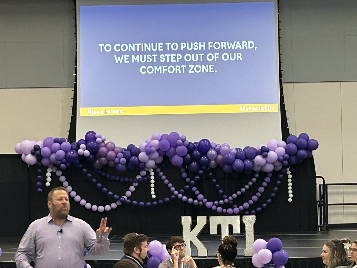 keystonespa's tweet photo. Absolutely amazing keynote at #KTISummit! The 🌟s were so inspired! Thank you @thomascmurray for your time and helping our 🌟s remember that in order to move forward we have to step out of our comfort zone! https://t.co/Hbyj7Z4dpH