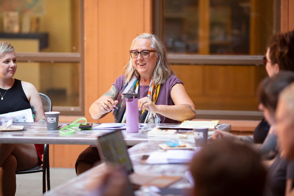 PLUNEWS's tweet photo. Congrats to the Rainier Writing Workshop (@PLU_RWW) on another successful residency in the books! The 10-day intensive concluded with final workshops, classes and beautiful readings from this year’s graduates. #LutesCenterCommunity https://t.co/VozimoCnD6