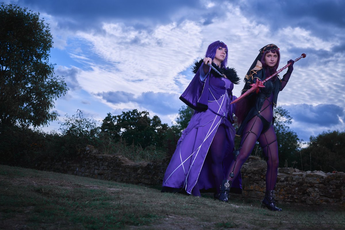 「Show me what you've got, warrior.
Fail and your life is mine.」
「I have decided. You are doomed to melt in the shadow of my castle.」

Ph📸: <a href="/_christakis/">Christakis Angeli | Zora</a>

#Scathach: <a href="/OthrysEternal/">thesparkofrevolution</a>
#Skadi: <a href="/snc_cos/">Sarcasm and Casual Cosplay</a> 
#cosplay #FGO #photography