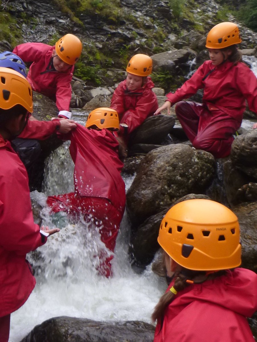 HighBorrans's tweet photo. Team pep talk before giving each other the most support anyone could ask when things get challenging @Newyorkprimary  #teamwork #resilience #adventure #HAF023 @NTparticipation https://t.co/D8xySauWGj