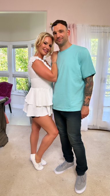 Yesterday was a blast with @AlexLegendxXx for @MissMissaX Great day on set😍🙌🏽 https://t.co/TDoXSP2Vy<a class="tags" href="/tag/alexlegendxxx">@alexlegendxxx</a><a href="/tag/mvsales"class="tags"><span>#mvsales</span></a>