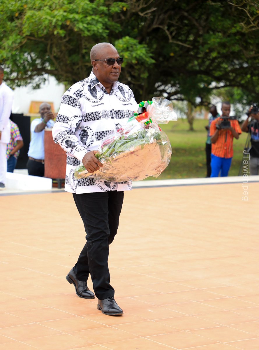 Josephjpeg00's tweet photo. @JDMahama 📸 https://t.co/PC7gX6K3CZ