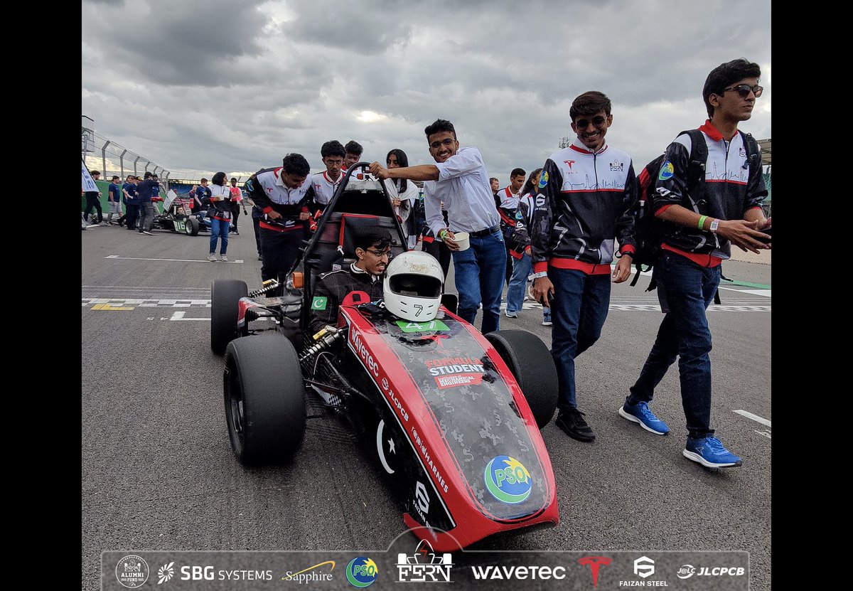 formulaenust's tweet photo. Day 3 &4 - Formula Student UK 2023
United through shared visions and forging new connections as the event gains momentum.
#FERN #FSUK #EV #DV #NUST #FERN #FormulaStudent2023 #RepresentingPakistan #GoGreenFlag https://t.co/BAK8OyggfV