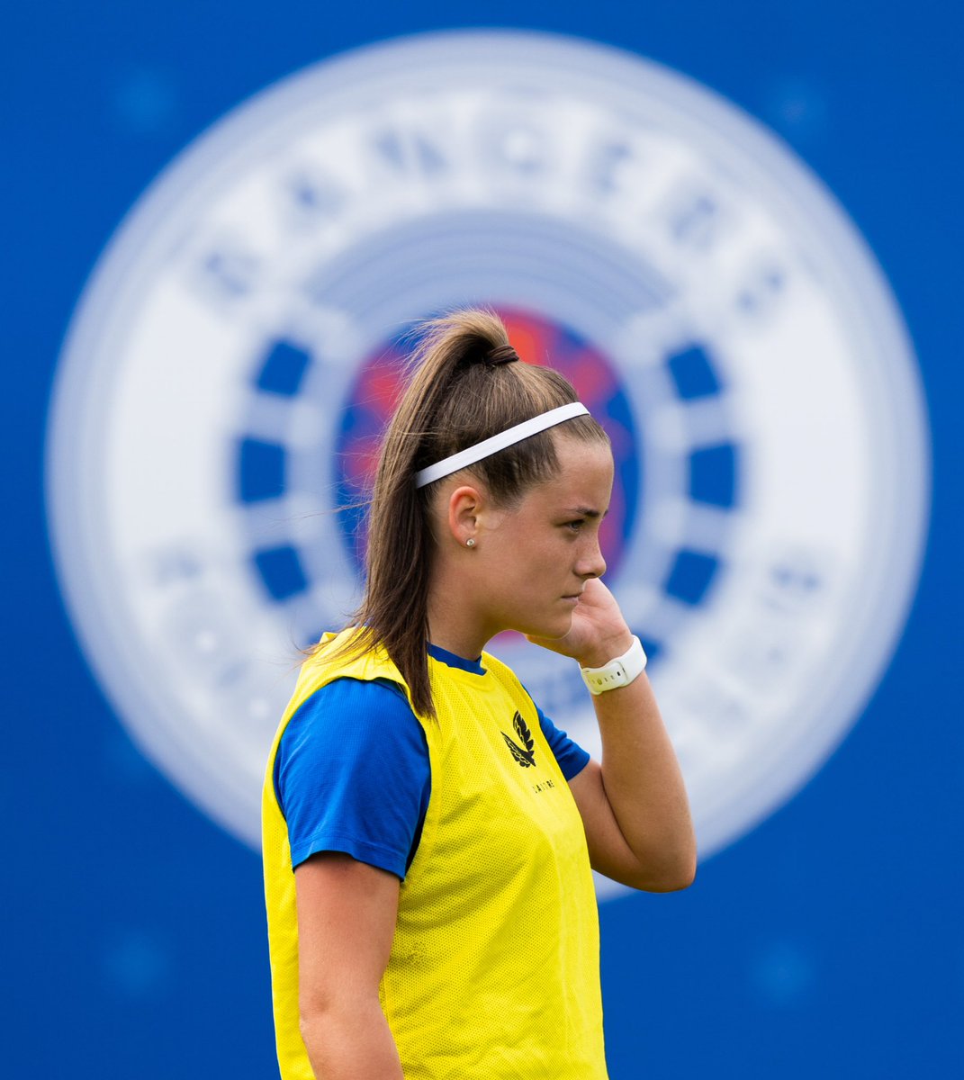 __meganbell__'s tweet photo. ✍🏽 Delighted to be staying at this club. Ready for a big season💙 https://t.co/oKqMSzI4lT
