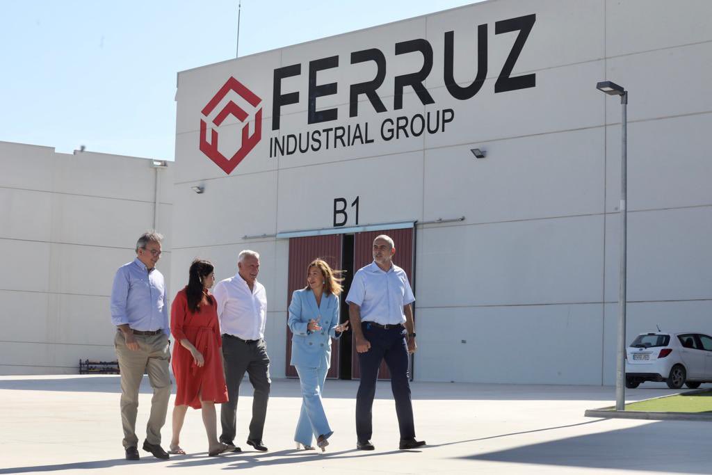Visitamos <a href="/grupoferruz/">Grupo Ferruz</a>  una empresa de #Zaragoza exportadora a todo el mundo 🌍 donde se fabrican ocho nuevos camiones de carga lateral para la recogida de residuos en la ciudad ♻️