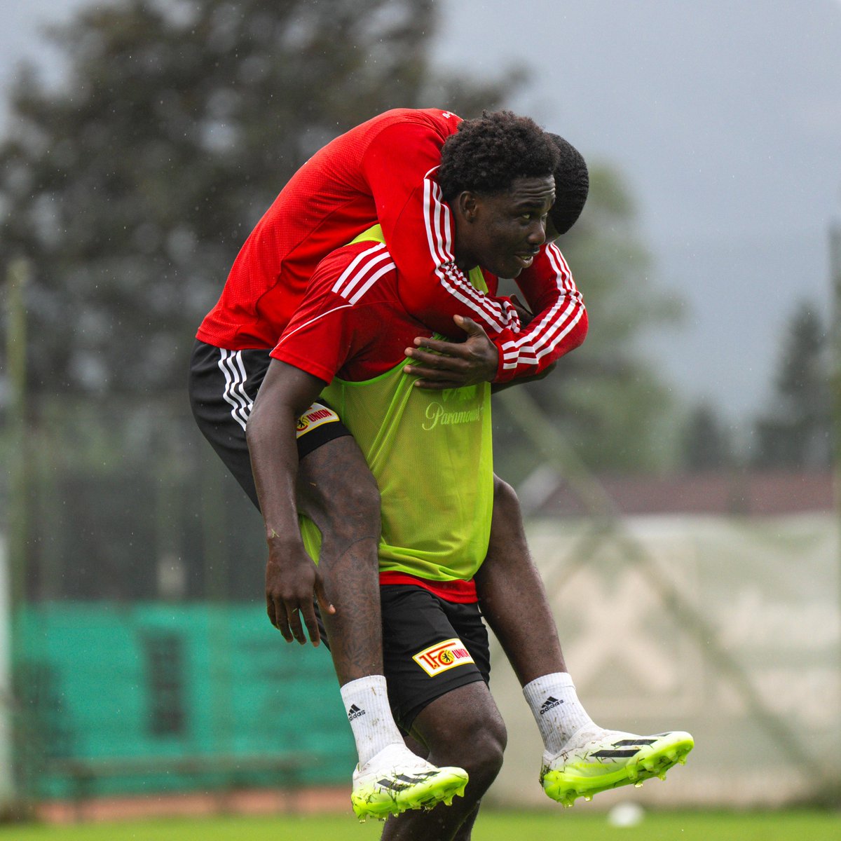 🇸🇷🇨🇮❤️