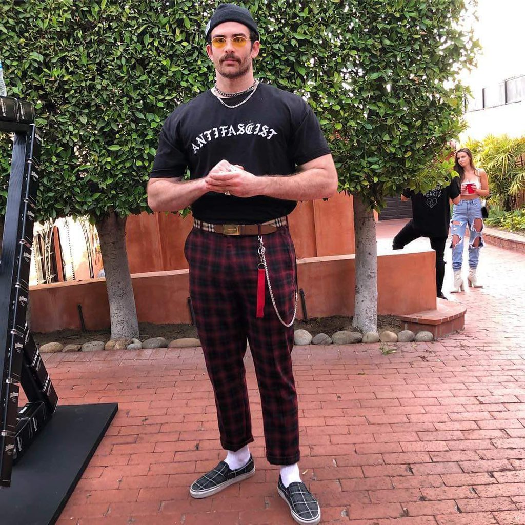 medge2hotty's tweet photo. Happy Birthday Old Man, seems like Kaya the only kid you gonna have at this point 😂😂😂
#hastwtselfieday #hasantwtselfieday #happyhasday @hasanthehun @nothasanabi https://t.co/7tOezNMISt