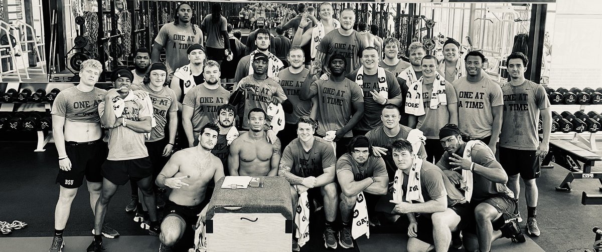 It is UNCOMMON and the path of MOST resistance to do what these men have done this summer..PROUD of these guys, time to hit the gridiron!! 💪💪🔥🔥😤😤🔥🔥💪💪