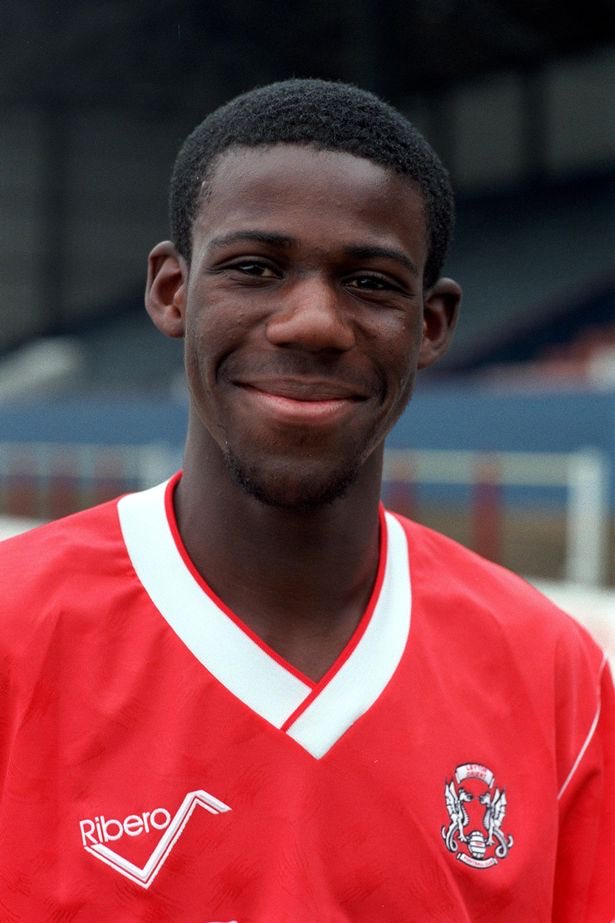 uche_egbe2011's tweet photo. RIP Chris Bart William, had the pleasure of being around him at ⁦@leytonorientfc⁩ when he was breaking through from the youth team (Coached by the great john Gorman) into the 1st team, talented, skilful and always smiling at training 🥺 https://t.co/JS3kChgkQh