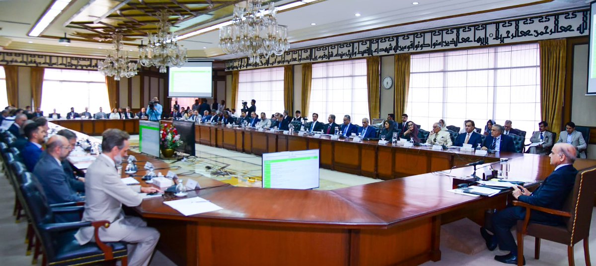 GovtofPakistan's tweet photo. Prime Minister Muhammad Shehbaz Shairf chairs the 3rd meeting of International Partner Support Group. https://t.co/Ft9RtCuzrL