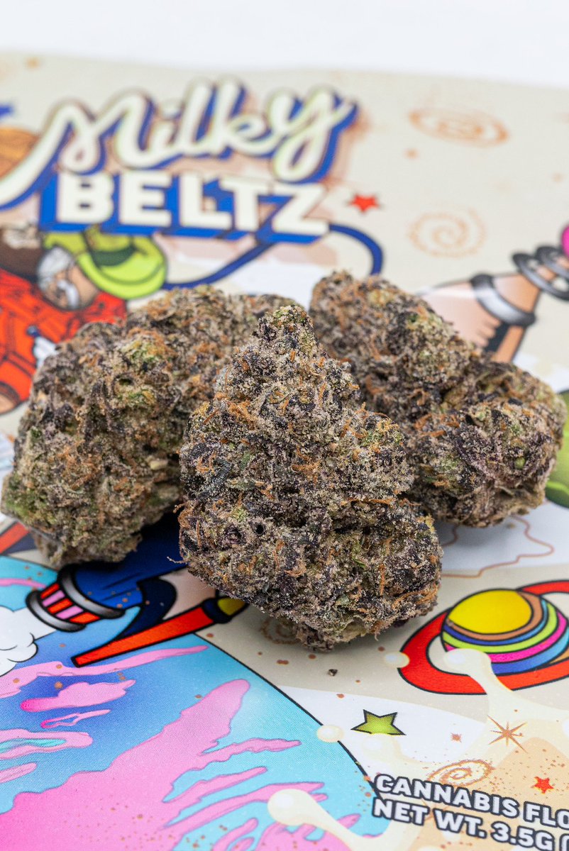 CookiesTrp's tweet photo. Fresh batch of the Milky Beltz 🔥 has landed (Rainbow Beltz 🌈 x Animal Cookies 🍪 x LCZ 🍬) Don’t want to miss this one ☝️ https://t.co/cVSl7V4yuW