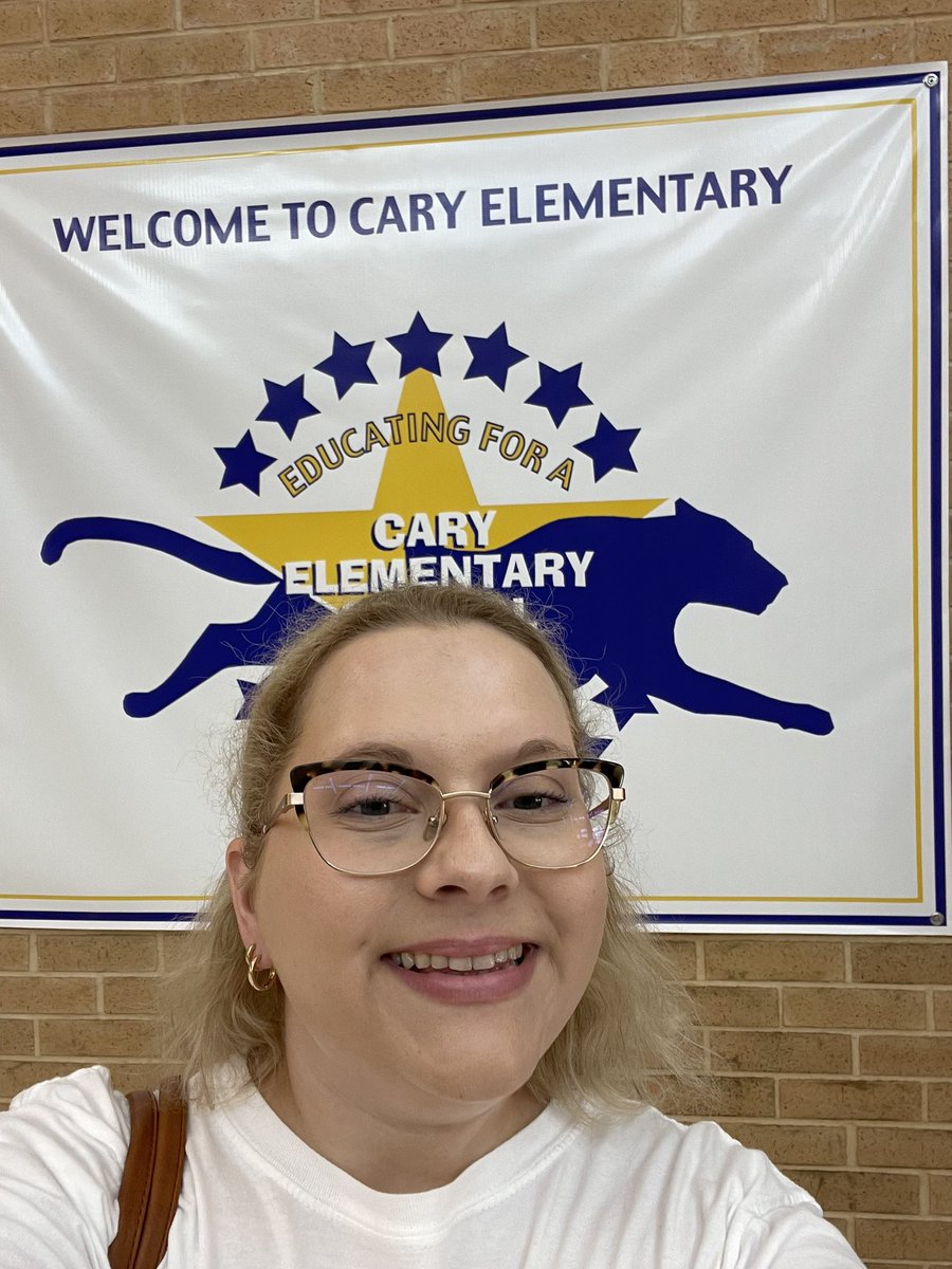 MrsBloves2read's tweet photo. I’m so excited to share that I will be teaching 2nd grade at @cary_elementary  this year! I’ve really enjoyed being a part of this school community as a regular substitute, and now I’m back teaching my fave grade level! #carycougars #MrsBisback! https://t.co/TGCAgkFjq4
