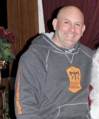 antifaoperative's tweet photo. Retired New York police officer, Raymond Dipasquale, has been sentenced to 15 months in prison for possessing 700 images &amp; videos that depicted children subjected to violence and sexual abuse. https://t.co/AhmPRVrPLu