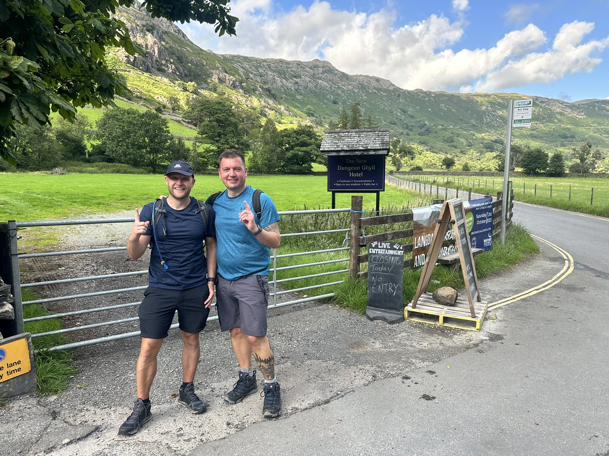 garythwaite's tweet image. Day 1 done - 27 miles.  4 seasons of the stunning lakes district.  Very sore 🦶😂

justgiving.com/crowdfunding/b…