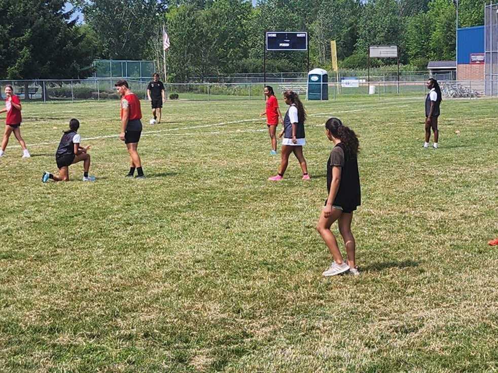 2nd session 
Maya and Dee Dee put in work