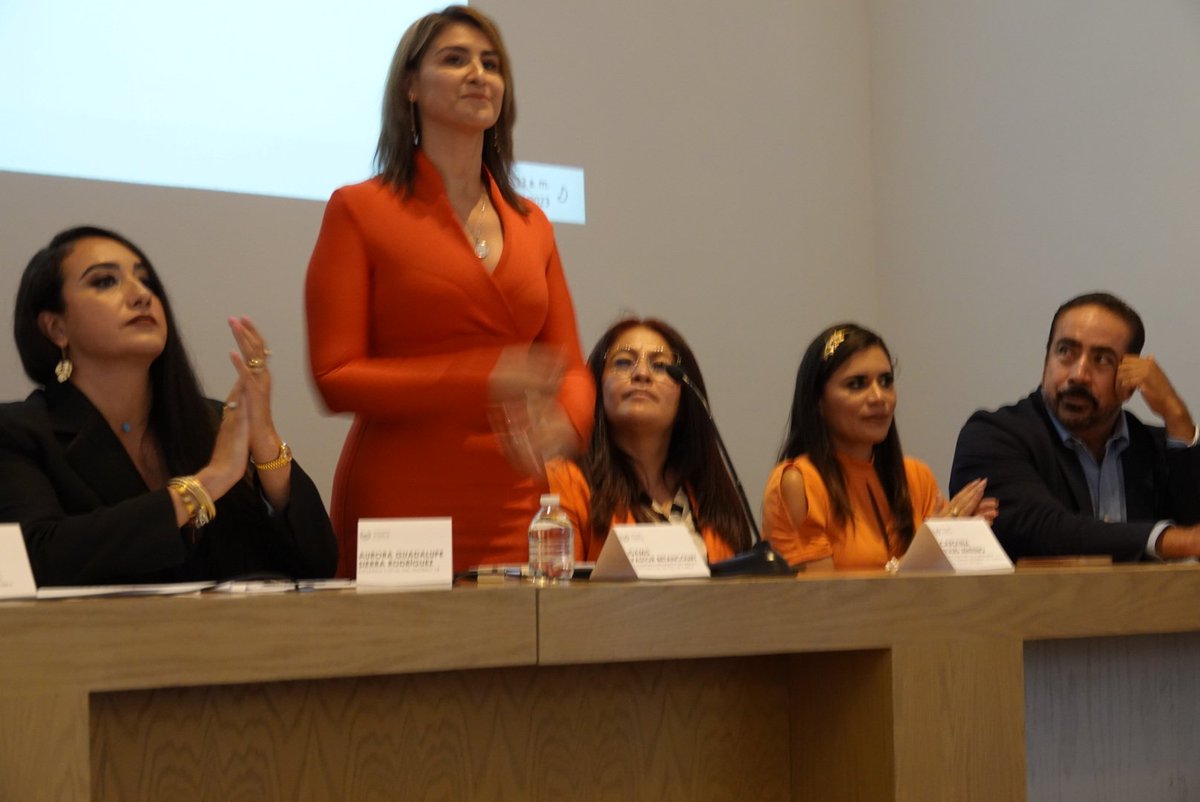 Debemos erradicar la violencia política de género en contra de la mujer, desde el <a href="/trielecpue/">Tribunal Electoral del Estado de Puebla</a> la lucha es diaria para defender los derechos políticos de las mujeres.
#25N 
#DiaNaranja
#Foro de discusión de Ley De Violencia Política
<a href="/CongresoPue/">H. Congreso de Puebla</a>
<a href="/AuroraSierraR/">Aurora Sierra</a> 
<a href="/CDHPuebla/">CDH Puebla</a>