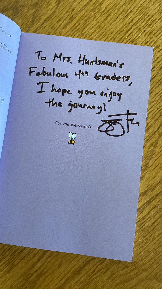 lori_huntsman's tweet image. I was lucky enough to sit in on this author panel at the San Diego Comic Con Educator and Librarian event which is where I heard about Buzzing 🐝 Grateful for opportunities such as these to connect with amazing authors and discover new #graphicnovels! @SDPublicLibrary #SDCCEL