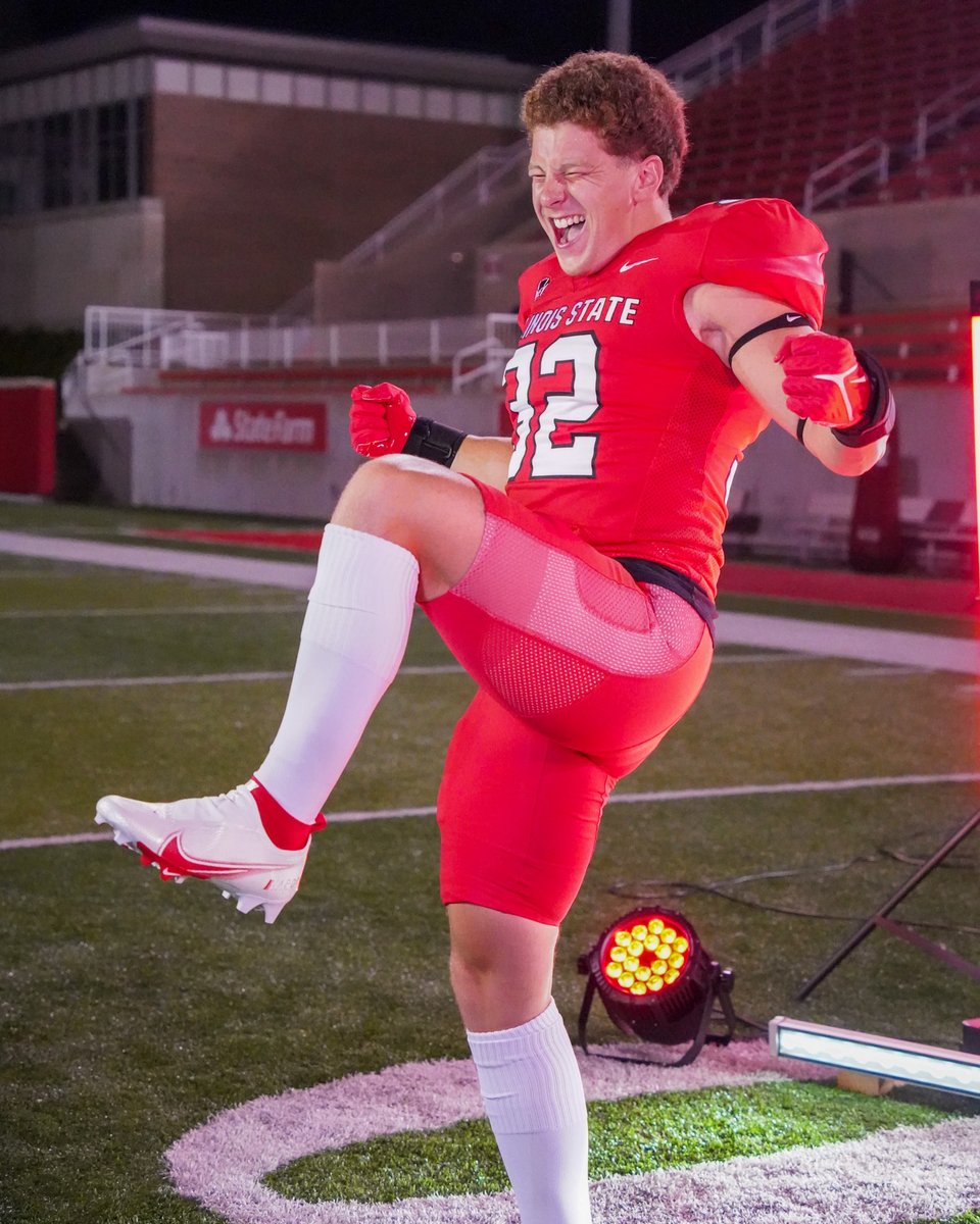 RedbirdFB's tweet photo. Under the lights for Part II 😤 https://t.co/PhBqZS7XqV