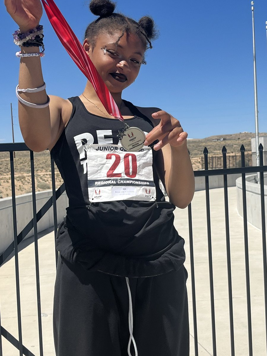 southdenvertc's tweet photo. Denver South Real Summer 2023 MVP-Iyana Peterson(Denver South HS)🔥👏 
Iyana will compete in the long and triple jump this Wednesday and Thursday in Eugene, Oregon at the USATF JO Nationals! 
Good luck Iyana!
#sdrealtraining #usatfyouth #nationalsbound 
#denversouthreal https://t.co/1zISavZyO0
