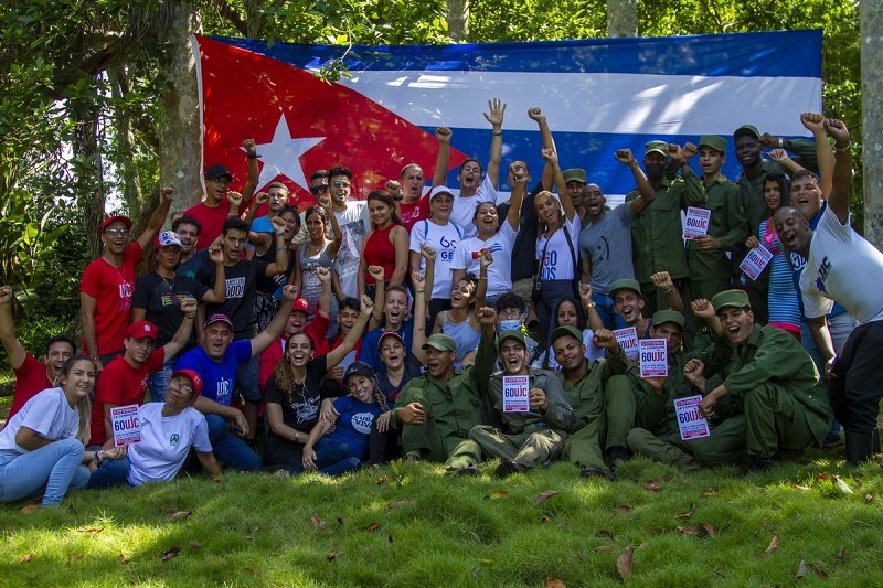 Política para la Atención Integral a la Niñez, Adolescencia y Juventudes
👇👇
<a href="/DiazCanelB/">Miguel Díaz-Canel Bermúdez</a>: "Combina derechos y deberes, en tanto ofrece garantías y oportunidades, pero también demanda deberes y responsabilidad de las instituciones implicadas y de la participación juvenil". #Cuba