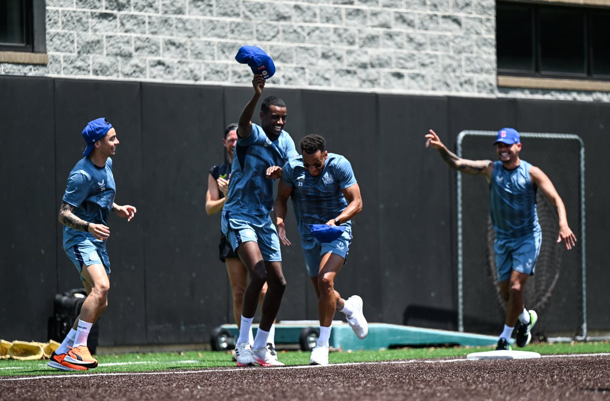 Newcastle United tweet media