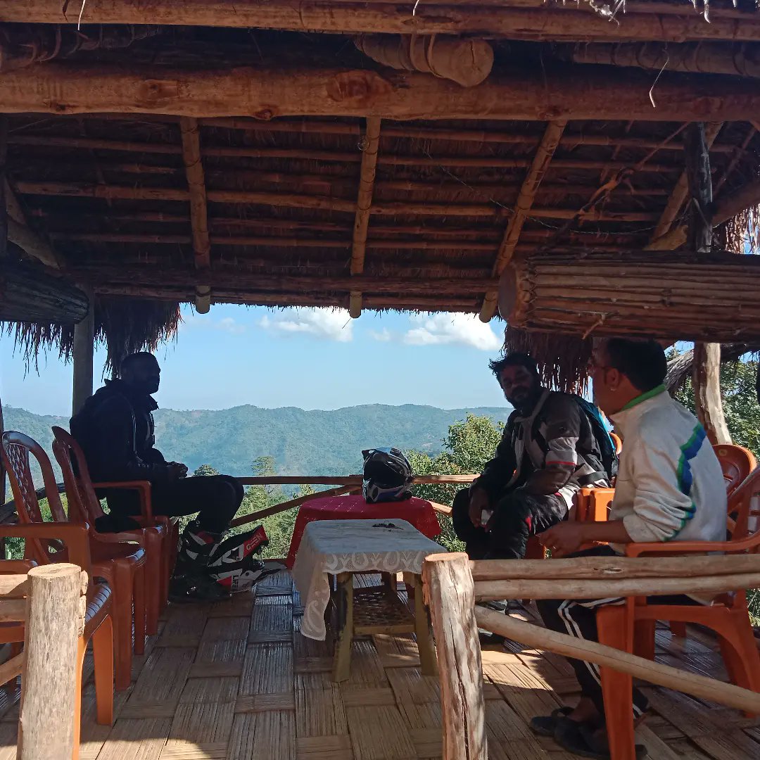 Reanimated_Mike's tweet photo. Do'patchi Homestay. 

A beautiful homestay located in a rural village of Sa'satgre

Nestled amongst the nature and scenic views of Arabella range. 

Offering adventurous activities like trekking and hiking

This is my first list of homestays for the project I am working on. https://t.co/l3nIRQIVrB
