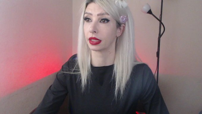 I'm online @MyFreeCams! #onmfc https://t.co/PlGLdxpm31 💚 https://t.co/KBIodhxF7t<a class="tags" href="/tag/myfreecams">@myfreecams</a><a href="/tag/onmfc"class="tags">#onmfc</a>