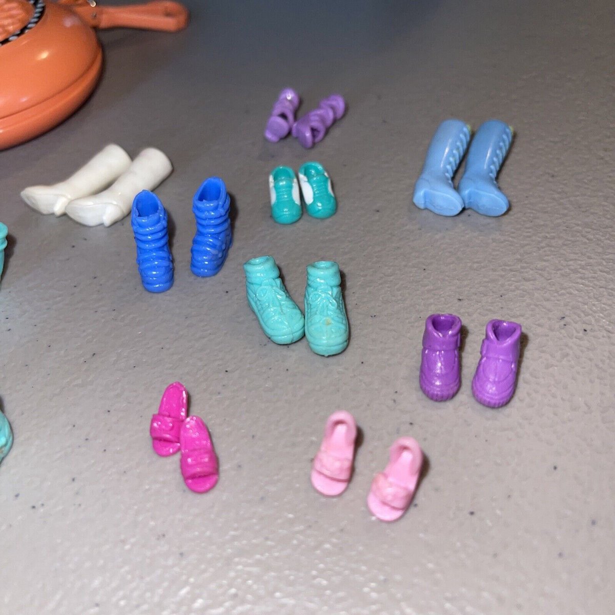 mangohelll's tweet image. fav snack as a kid 😍